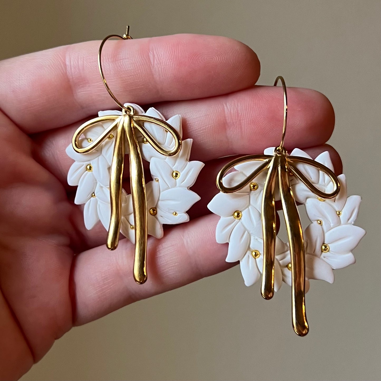 White Christmas Wreath Polymer Clay Hoop Earrings