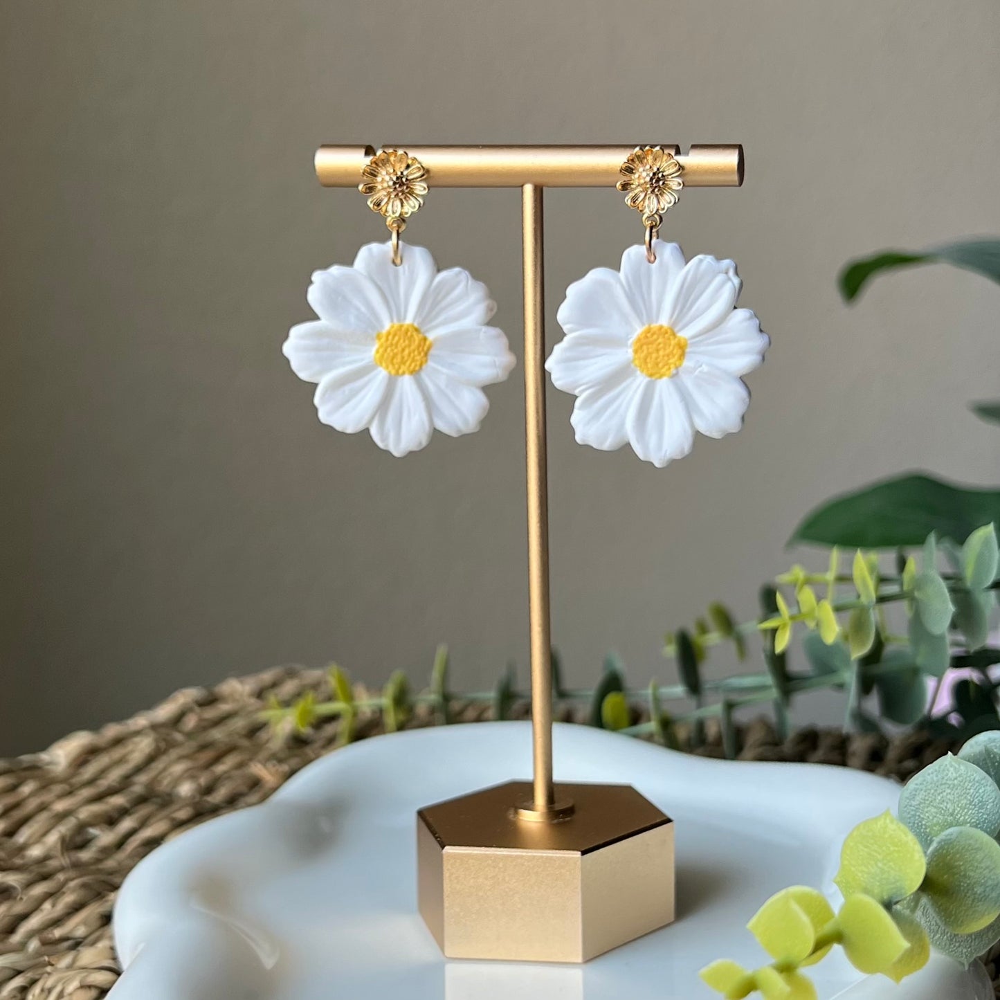Spring White Daisy Polymer Clay Earrings